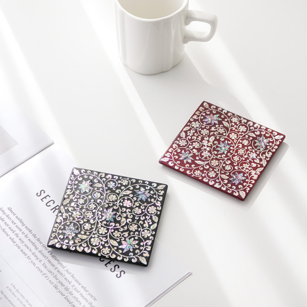 Square Mother-of-Pearl Coaster Set (Foliate Scroll Pattern)