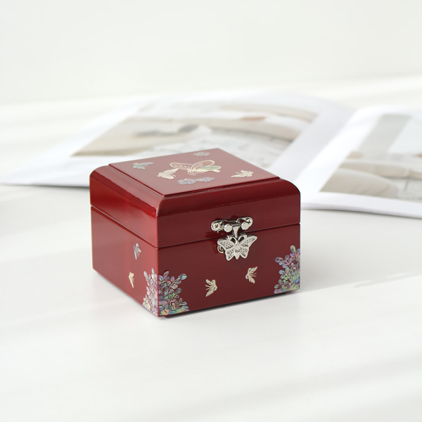 Exquisite Mother-of-Pearl Square Jewelry Box