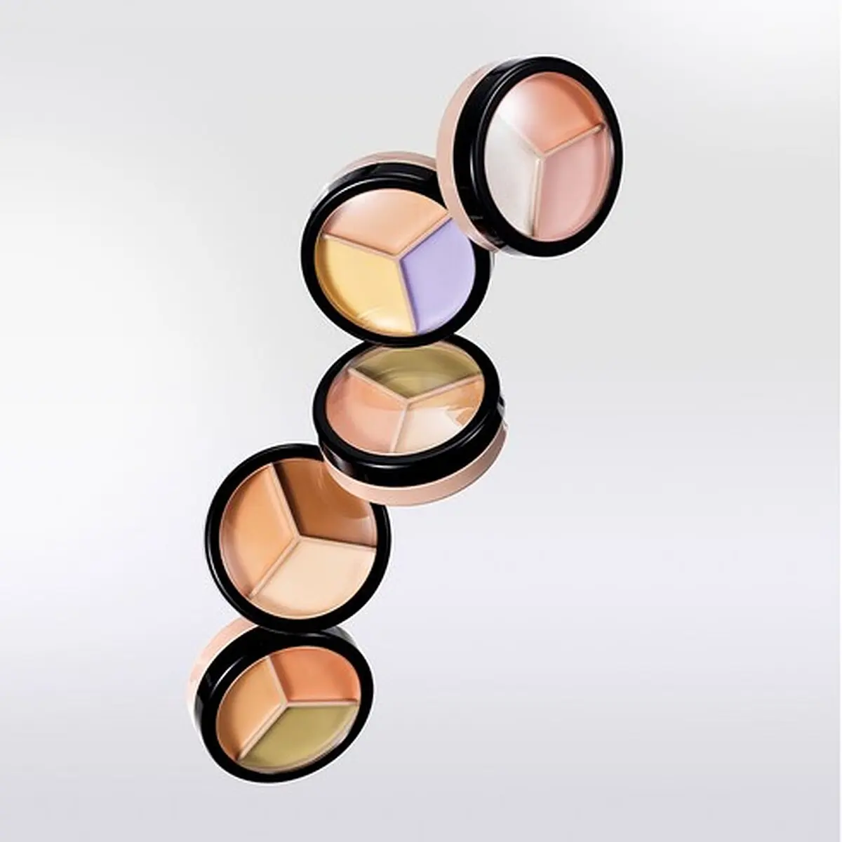 The SAEM Cover Perfection Triple Pot Concealer 13.2g 04 Tone Up Beige