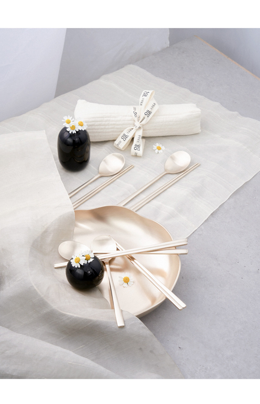 Gwangmyeong Yugi Traditional Brass Set