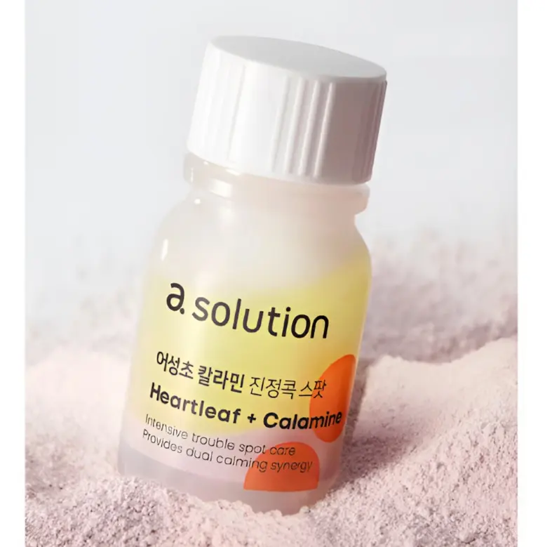 a solution Heartleaf Calamine Soothing Spot Treatment 10ml