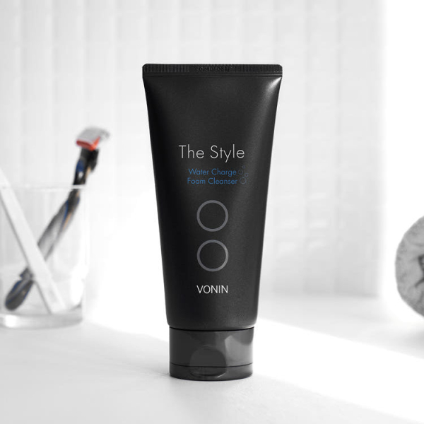 ISAKNOX  Bonin The Style Water Charge Foam Cleanser 150g