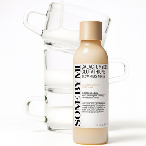 SOME BY MI Galactomyces Glutathione Glow Milky Toner 200ml