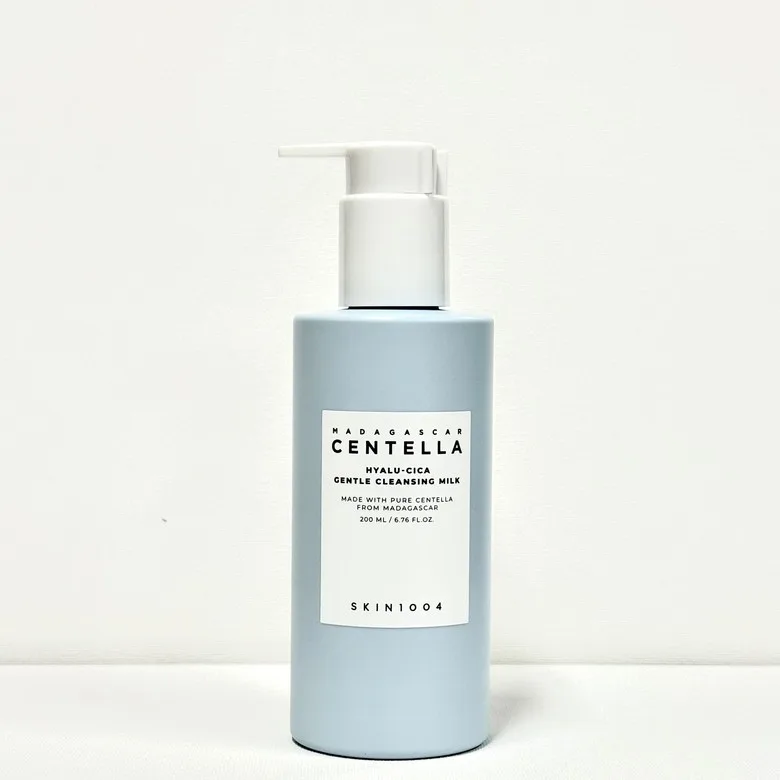 SKIN1004 Madagascar Centella Hyalu-Cica Gentle Cleansing Milk 200ml - Image 2