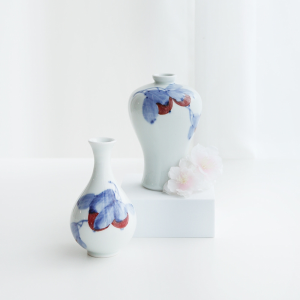 Korean White Porcelain Mini Plum Vase Set (Fruit Pattern) by Master Kim Sung-tae