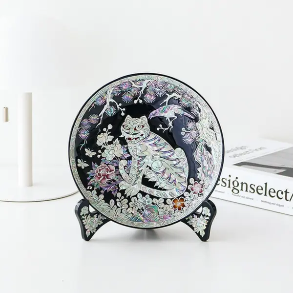 Korean Najeonchilgi Mother of Pearl Lacquer Tray - Magpie and Tiger 18cm