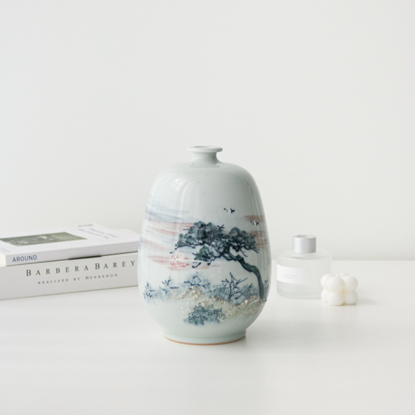White Porcelain Landscape Pyeonbyeong Vase by Master Kwon Oh-hak