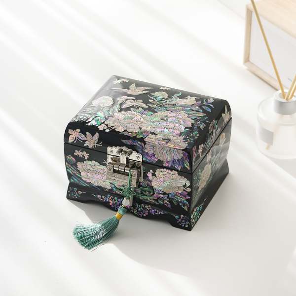 Korean Najeonchilgi Mother of Pearl Butterfly Peony Jewelry Box 16cm Black