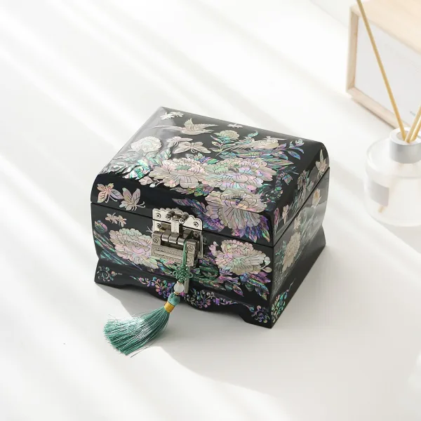 Korean Najeonchilgi Mother of Pearl Butterfly Peony Jewelry Box 16cm Black