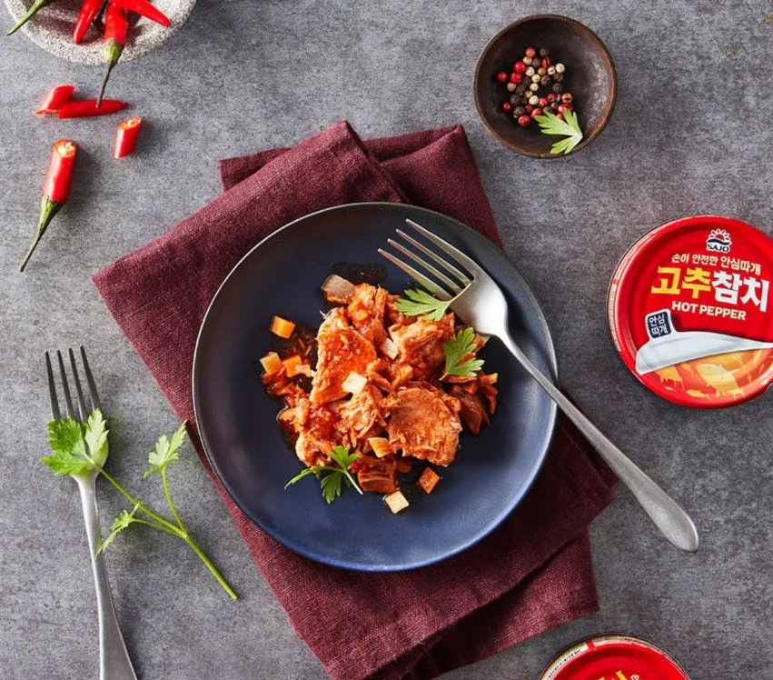 Sajo Hot Pepper Tuna 85g × 8 packs- Korean Spicy Chili Tuna - Image 2