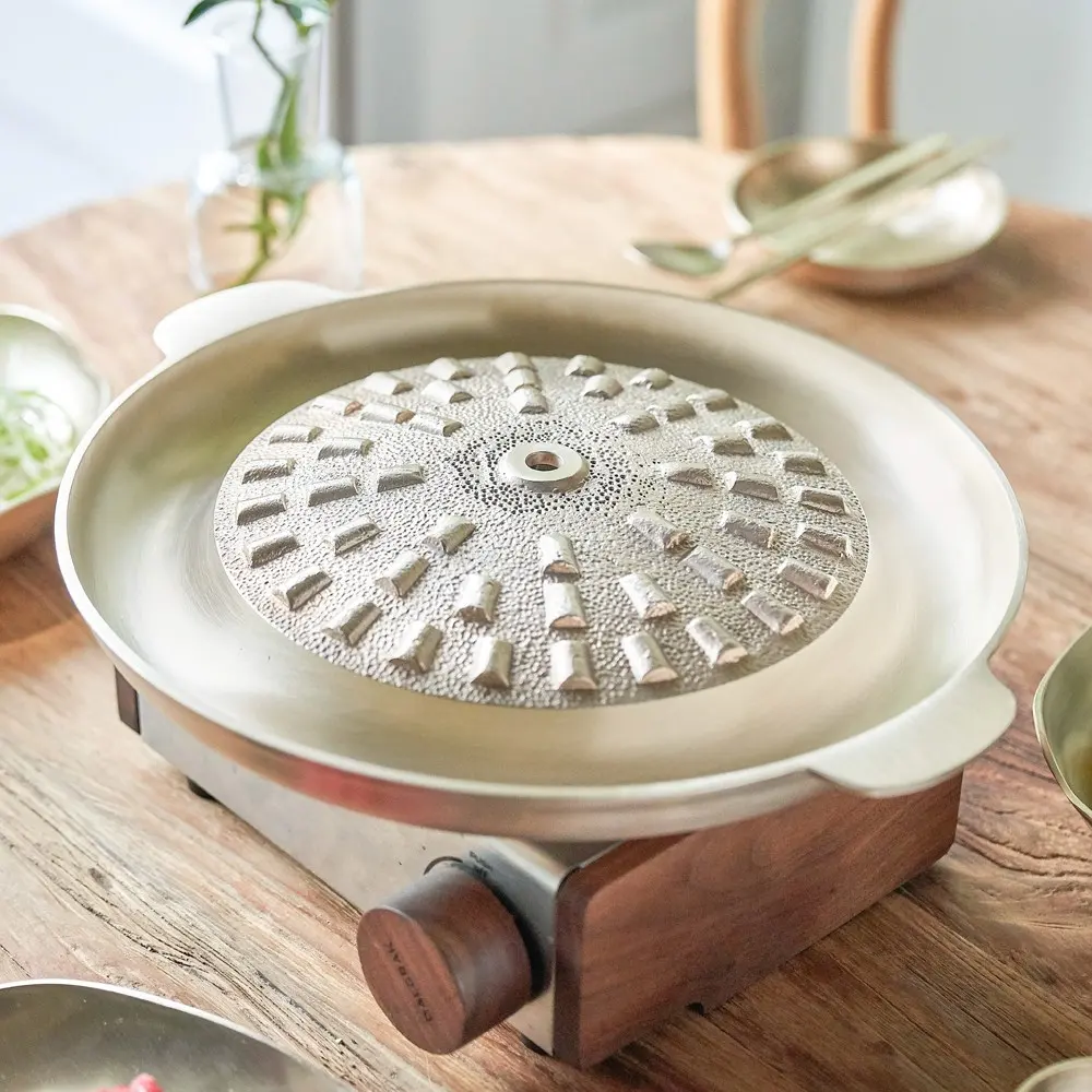 Gwangmyeong Yugi Bangjja Brass Bulgogi Pan