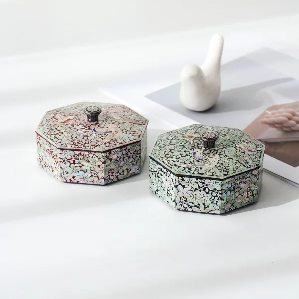 Korean Najeonchilgi Mother of Pearl Plum Blossom Octagonal Box 9cm