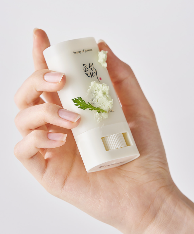 BEAUTY OF JOSEON Matte Sun Stick Mugwort+Camelia 18g - Image 2