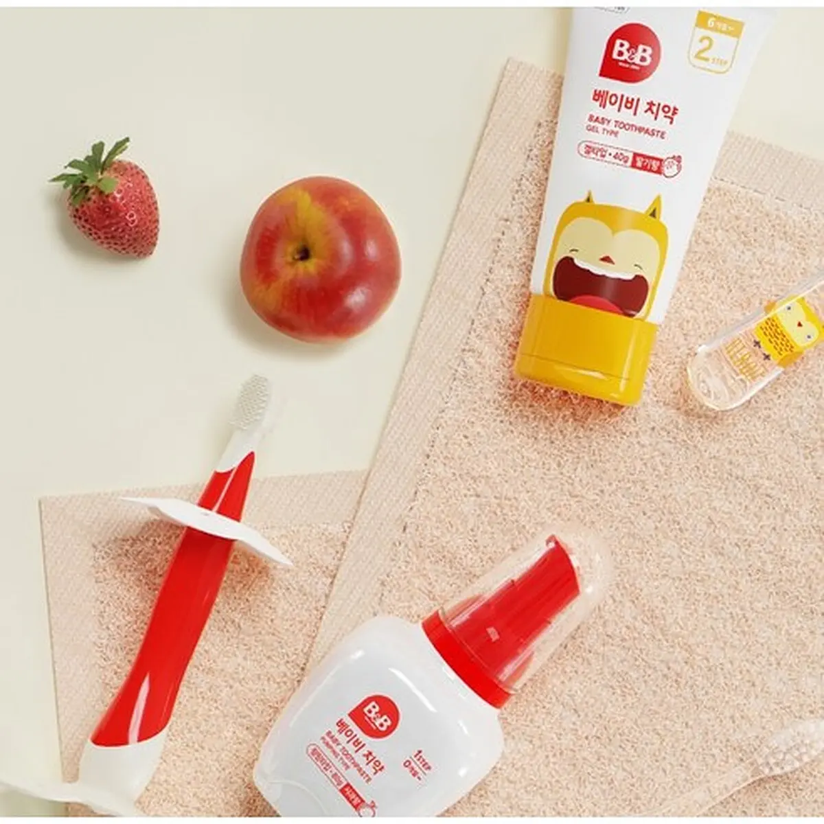 B&B Baby Liquid Toothpaste Apple Flavor 80g - Fluoride-free Safe for Swallowing