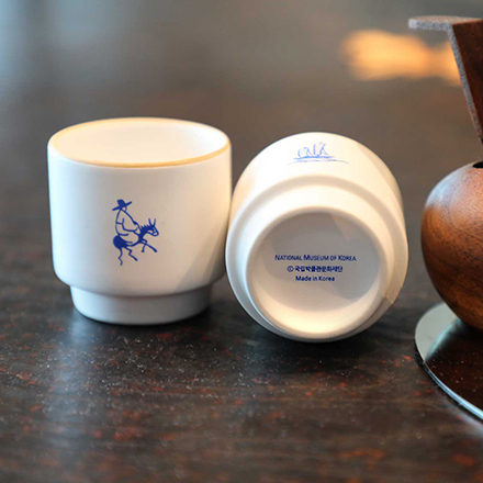 Joseon Dynasty Landscape Painting Ceramic Cup Set - National Museum of Korea