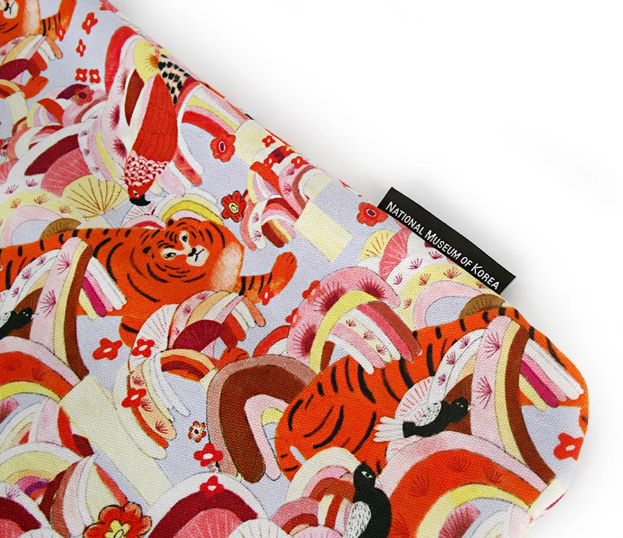 National Museum of Korea Red Tiger Canvas Eco Bag - Traditional Korean Folk Art Muts - Image 4
