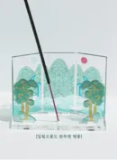 Semi-Transparent Folding Screen Holder