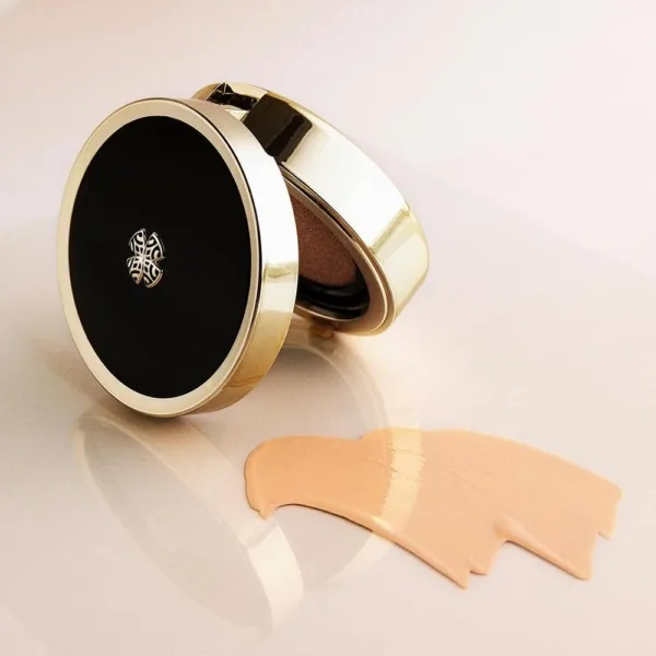 OHUI Ultimate Cover Cushion Moisture SPF 50+ PA+++15g with Refill