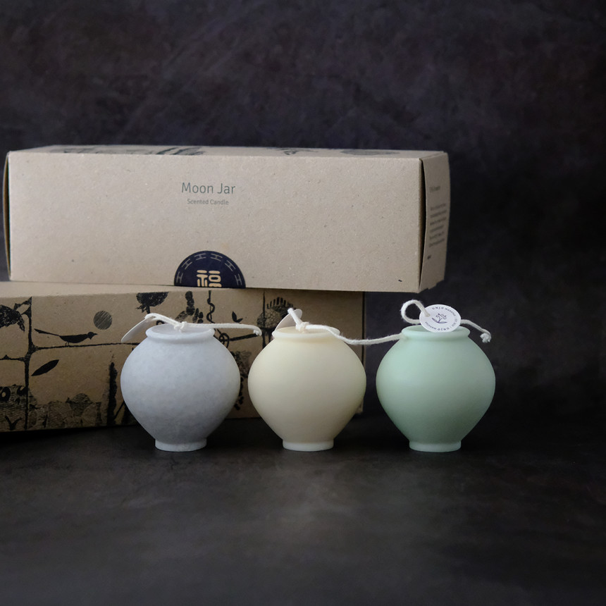 Eunjo Mansion Mini Moon Jar Object Candle 3-Piece Set - Traditional Korean Souvenir Gift Detail