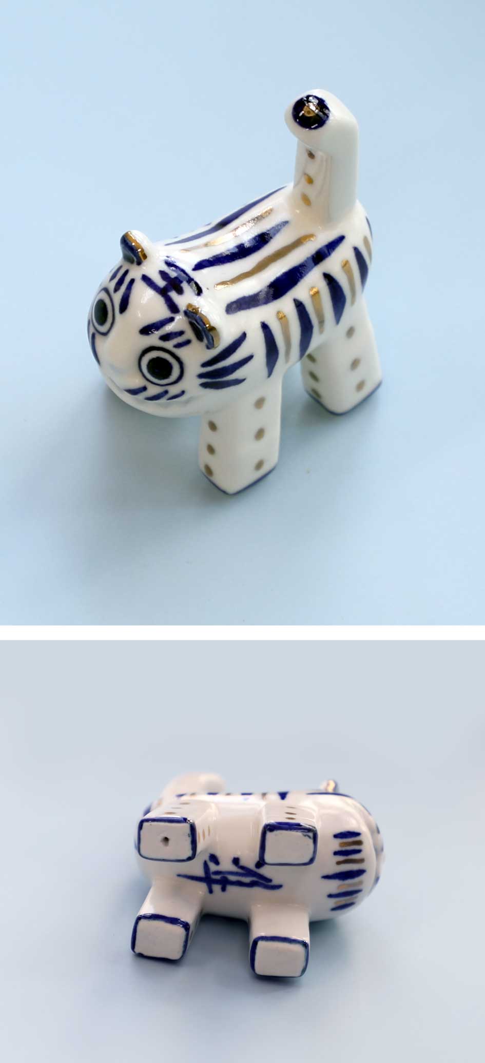 Korean Folk Village Baekja Cheonghwa Tiger Object - White Porcelain Blue-Underglaze Tiger Ornament Detail