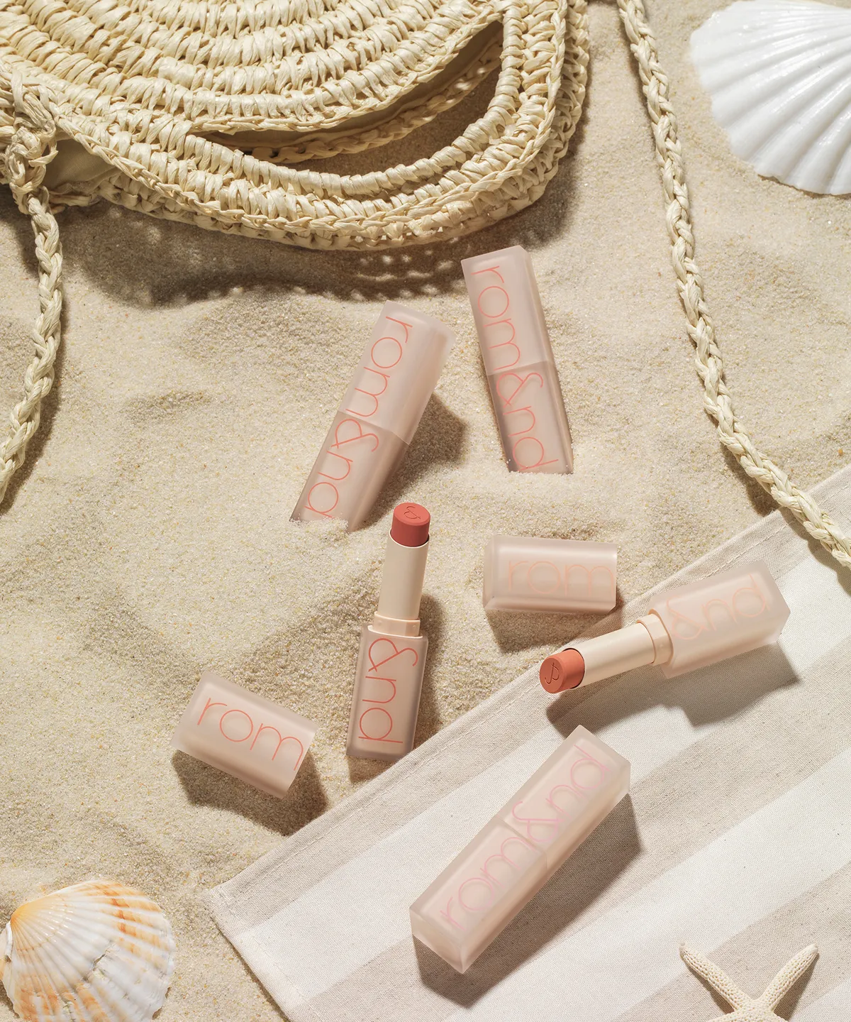 rom&nd Zero Matte Liptstick - Image 2