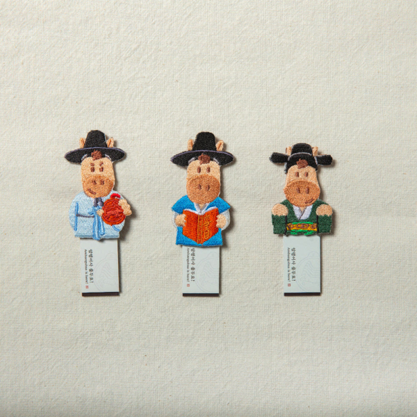 K-Heritage Embroidered Bookmark "암행어사 출두요" - K-Heritage Cultural Bookmark by National Heritage Promotion Agency