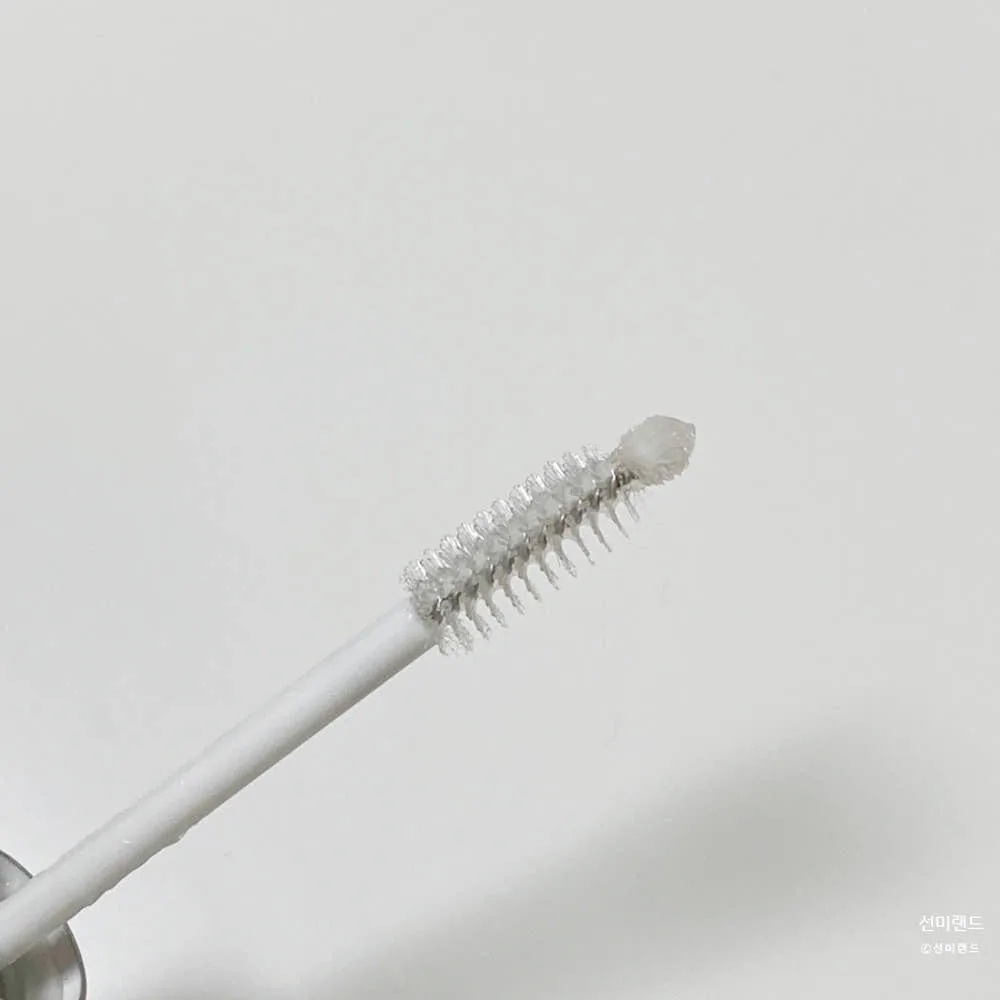 RIRE Luxe Eye Lash Essence 8g - Image 2