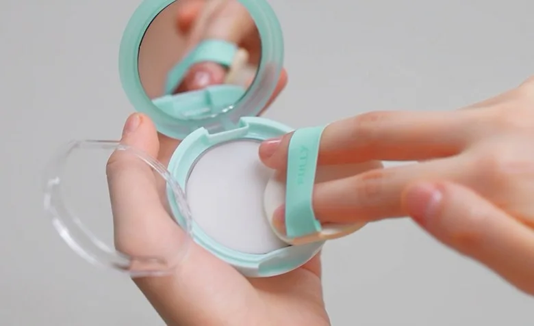 FULLY Pulli No-Sebum Jelly Powder (Transparent) - 1 Piece Detail