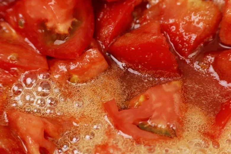 FULLY Red Tomato Jam Pack Cleanser 120ml Cleansing Foam Detail