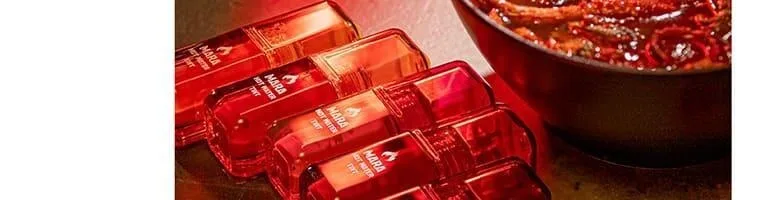 Black Rouge Mara Hot Water Tint 4.5g Detail