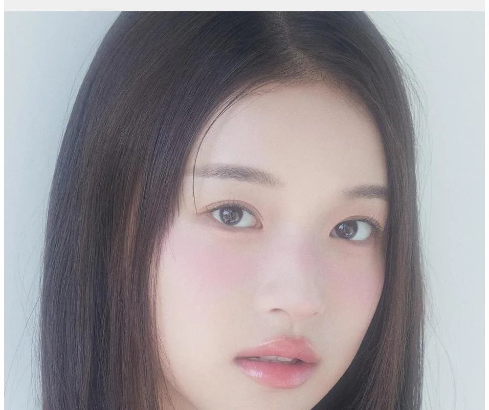 FEEV Fluffy Cheek Blush 10g Detail