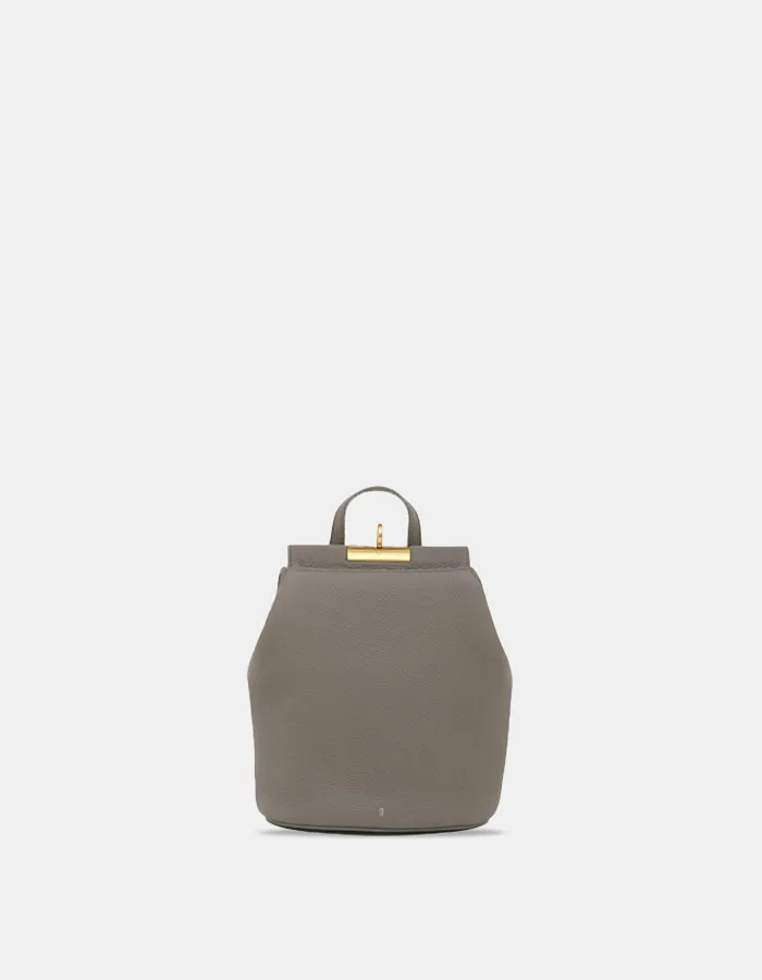 gu_de Mini Lowa Bag - Taupe (Mini Size) - gu_de Mini Lowa Bag Taupe Detail