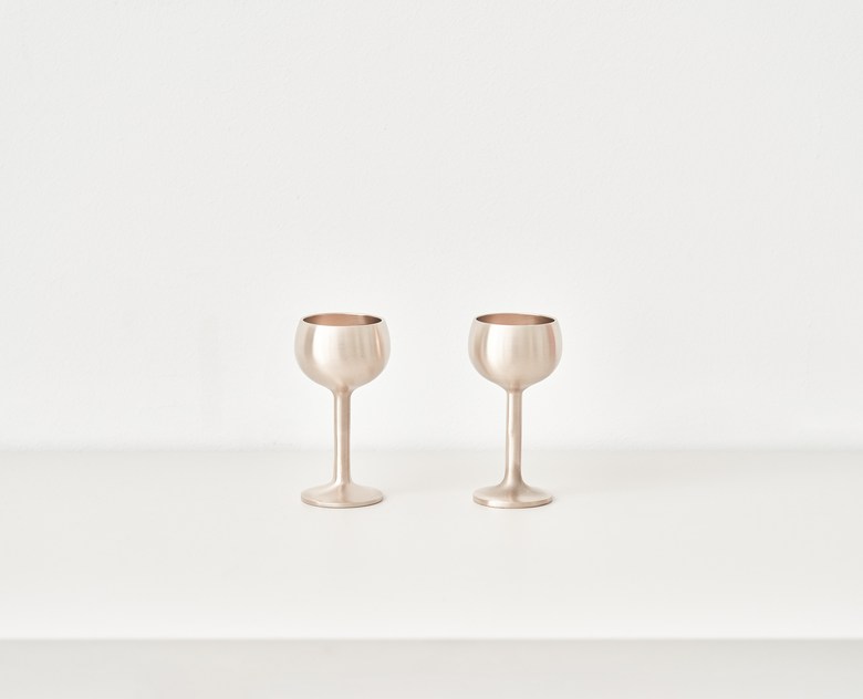 Gwangmyeong Yugi Brass Soju & Liquor Shot Glass Set 2pc Detail