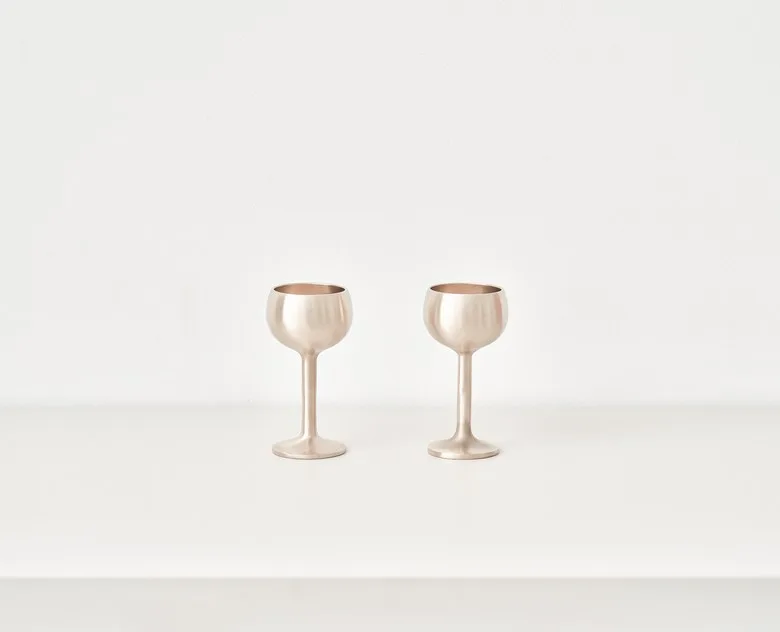 Gwangmyeong Yugi Brass Soju & Liquor Shot Glass Set 2pc Detail