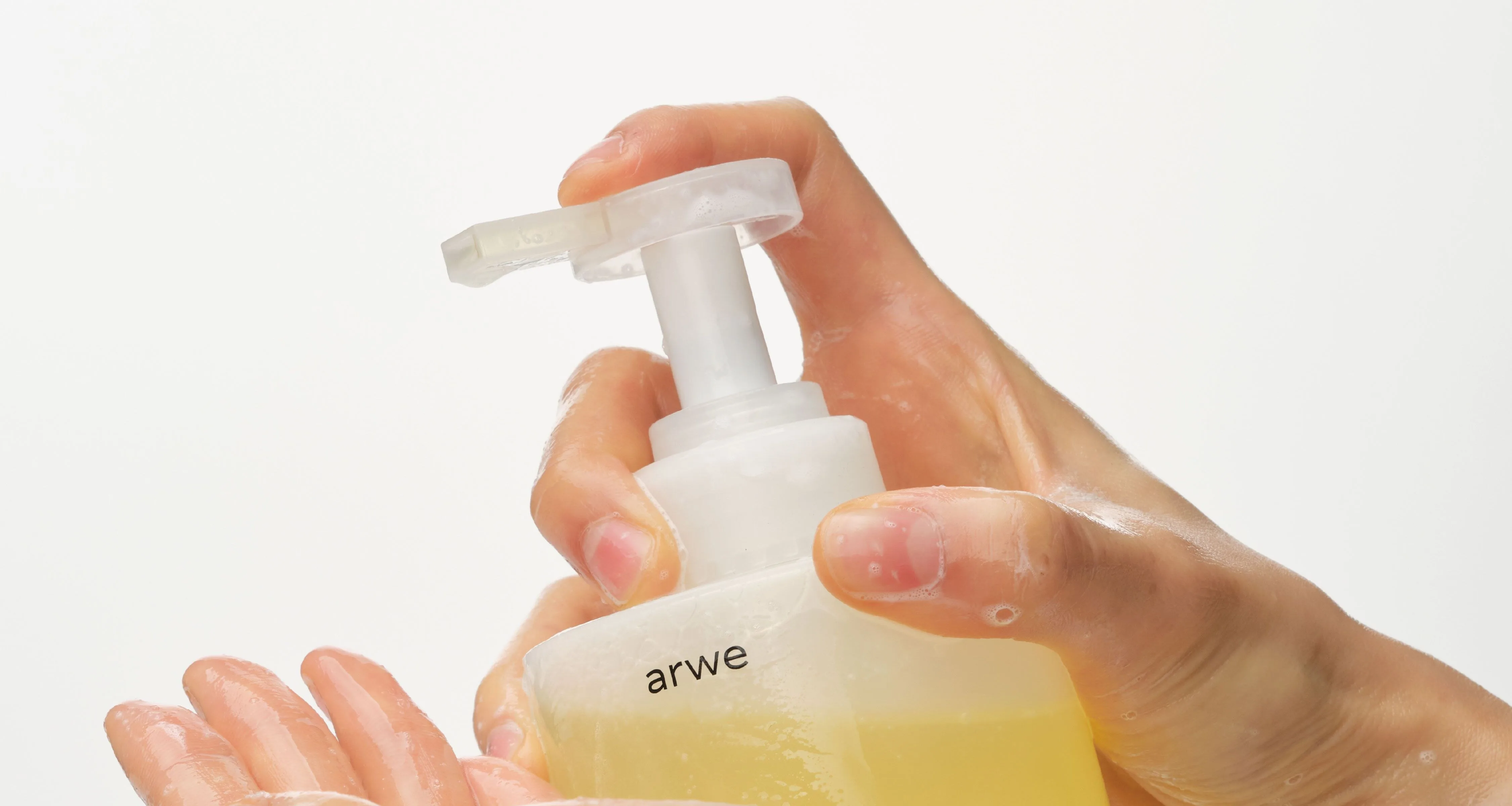 ARWE Gentle Lingering Scent Yuza Body Wash 500ml Detail