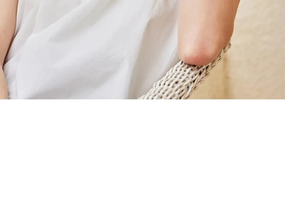 VARZAR VA Stud Frill Bucket Hat White Detail