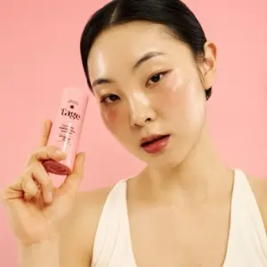 Tage Cica-Tree Shaking Glow Sun Fixer SPF 50+ PA++++ 50ml
