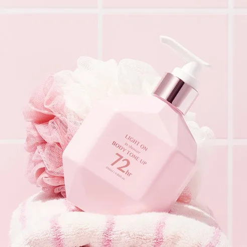 BOM LIGHT ON In Shower Body Tone Up 290ml