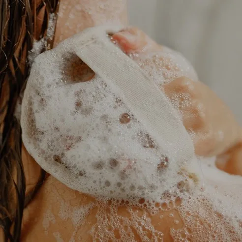 BY_OUR Milk Protein Body Wash Sweet Vanilla 1L - Image 3