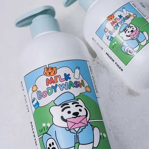 BY_OUR MUZIK TIGER Milk Body Wash Baby Powder 1L - Image 3