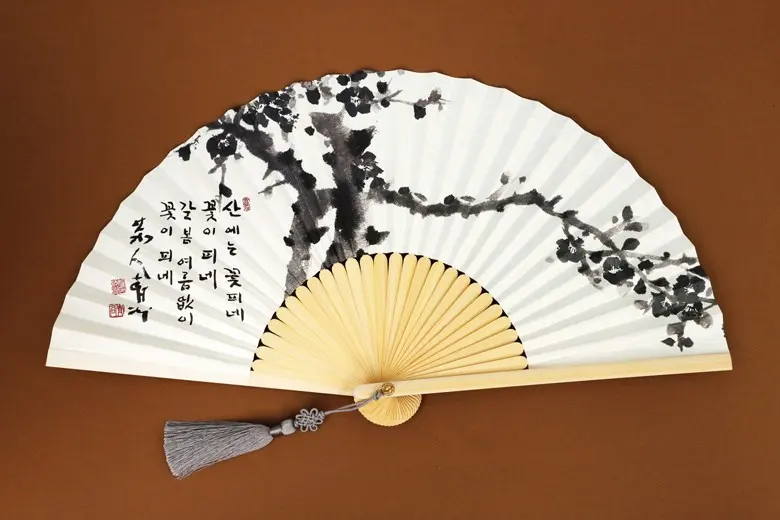 Korean Traditional Jeonju Hapjukseon Bamboo Fan, Plum Blossom Ink Painting Design, 1 Piece Detail