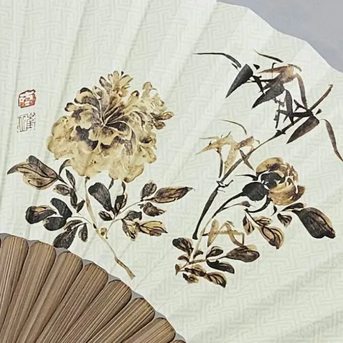 Formemore Korean Traditional Folk Painting Folding Bamboo Fan Medium Size