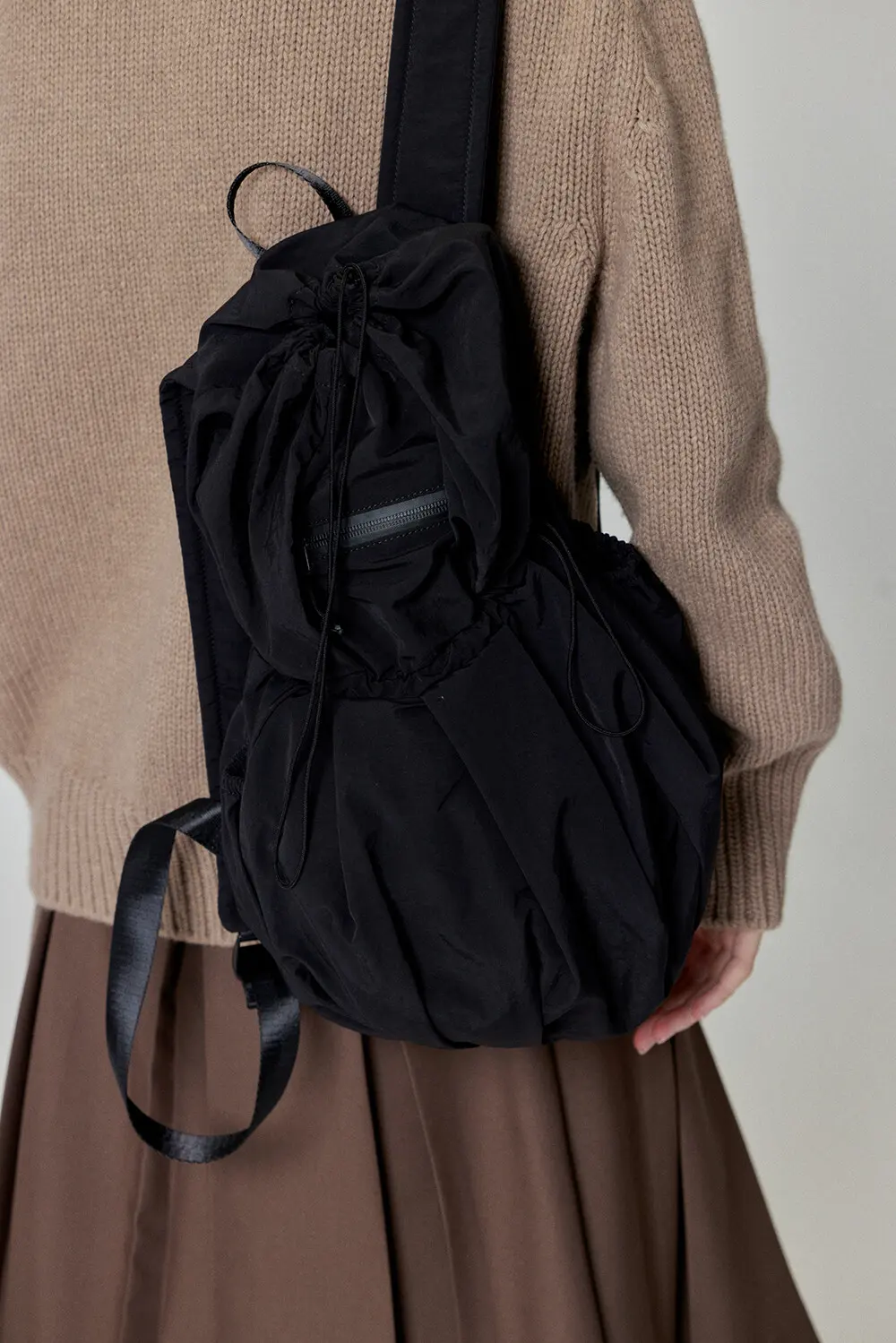 ALENE Pleated Drawstring Nylon Backpack 2 Colors Detail