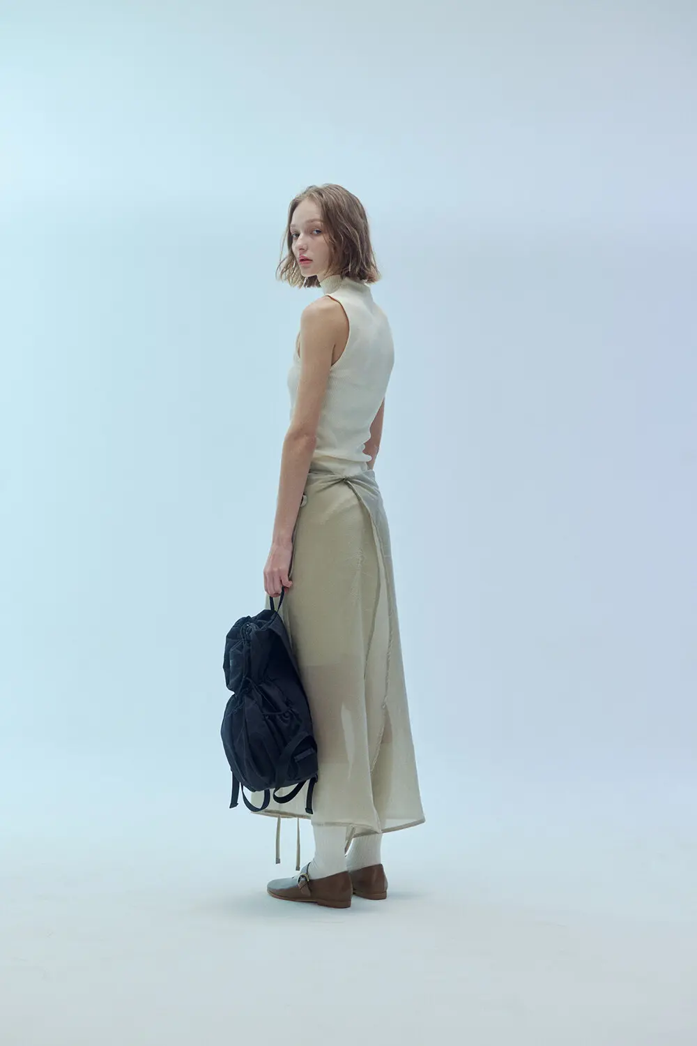 ALENE Pleated Drawstring Nylon Backpack 2 Colors Detail