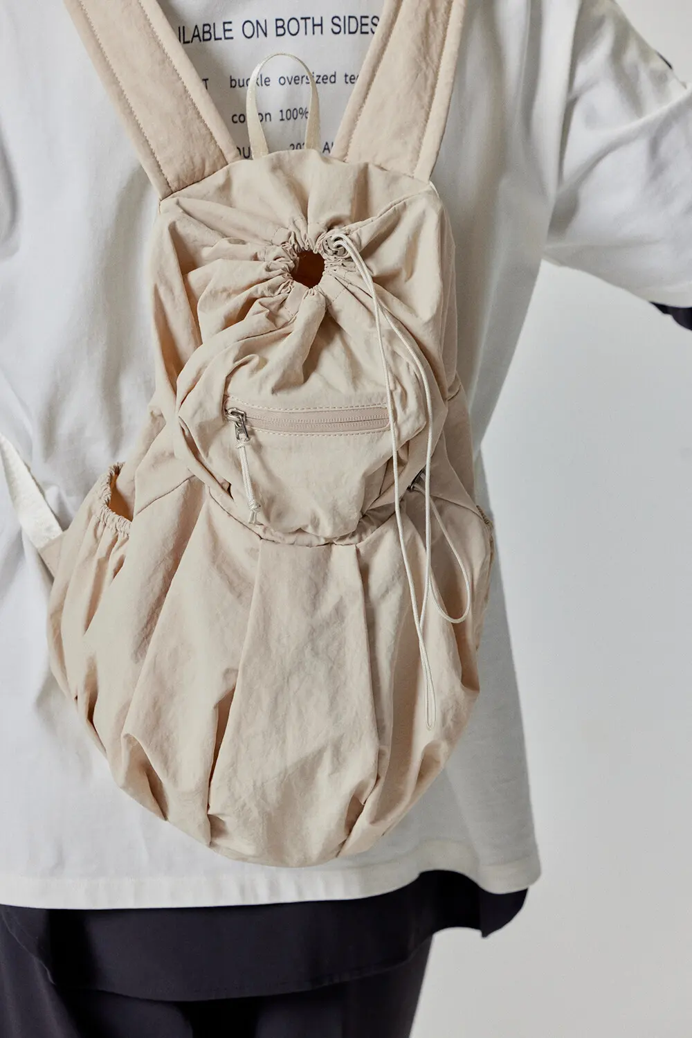 ALENE Pleated Drawstring Nylon Backpack 2 Colors Detail
