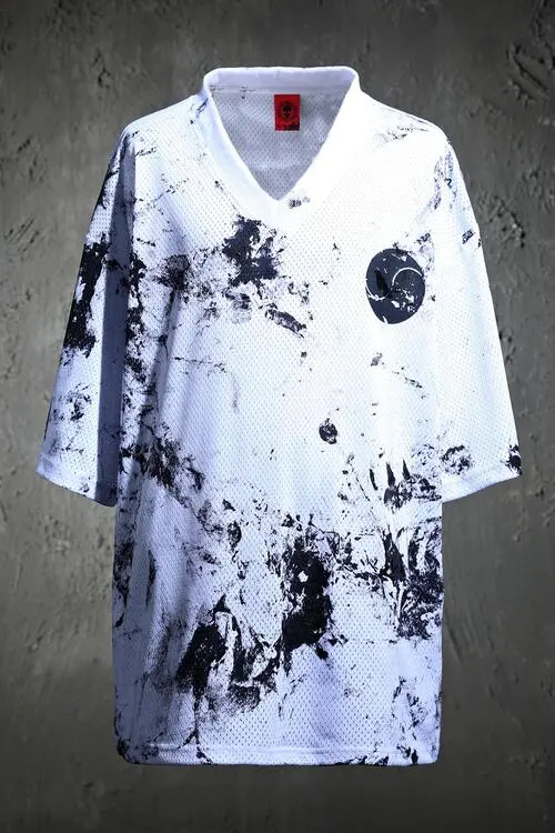 ByTheR Rough-Painted Korean Flag V-Neck Mesh Short-Sleeve T-Shirt White