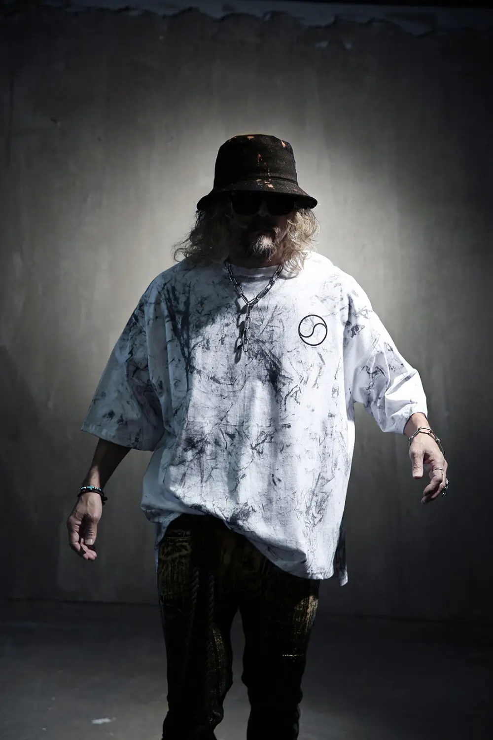 ByTheR Rough Painted Korean Flag Loose Fit Short Sleeve T-Shirt White Detail