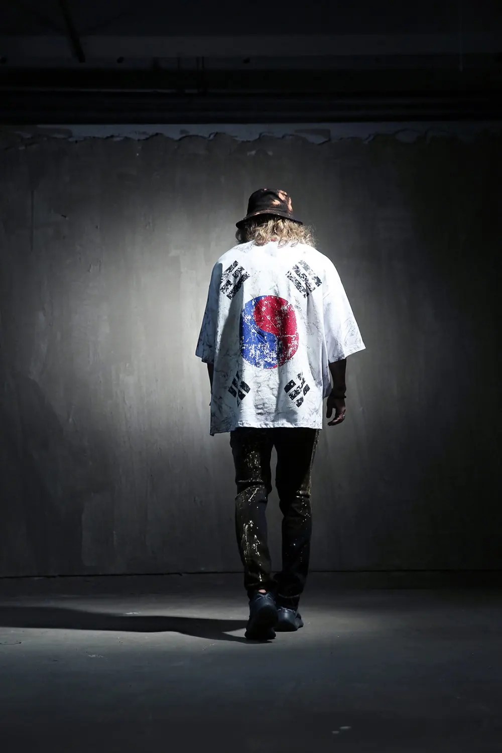 ByTheR Rough Painted Korean Flag Loose Fit Short Sleeve T-Shirt White Detail