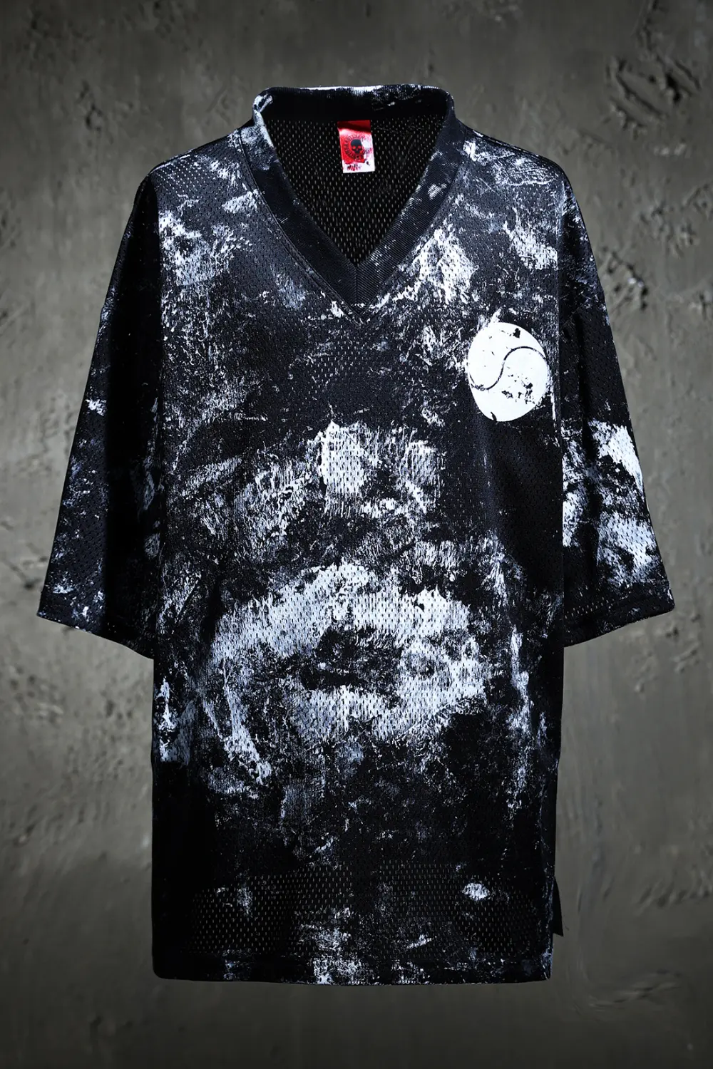 BYTHER Rough Painting Korean Flag V-Neck Mesh Short-Sleeve T-Shirt Black Detail