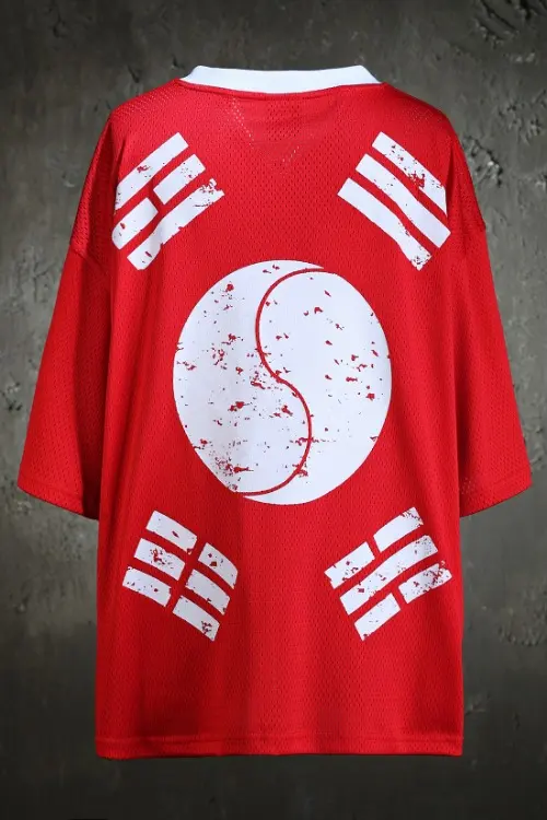 ByTheR Rough Painting Taegeukgi V-Neck Mesh Short-Sleeve T-Shirt Red Detail